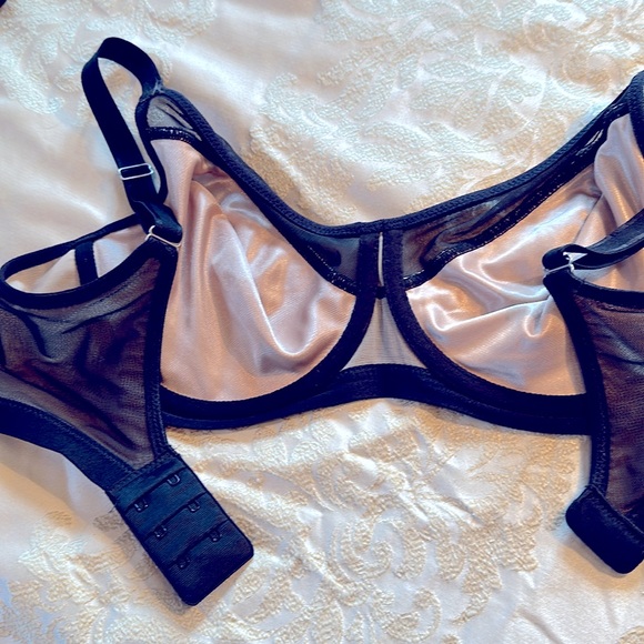 MODERN Elegant 34C Black Bra - Picture 3 of 5